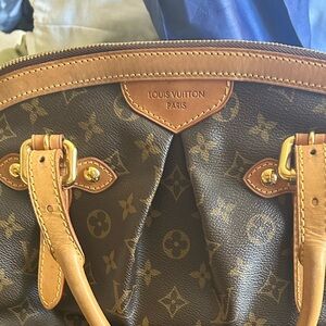 Louis Vuitton Tivoli Handbag